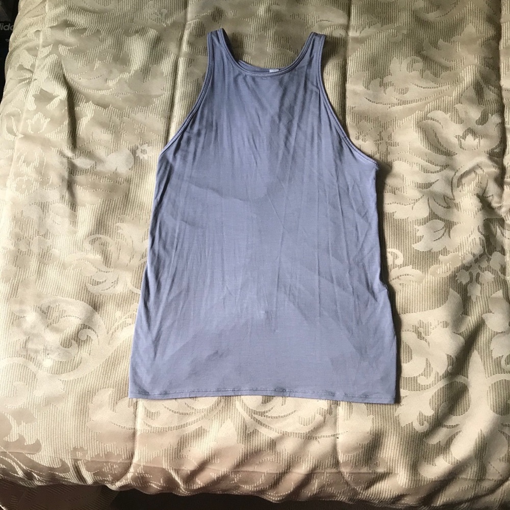 SOLD🌺Deep Stretch Racerback🌺 - Picture 2 of 4